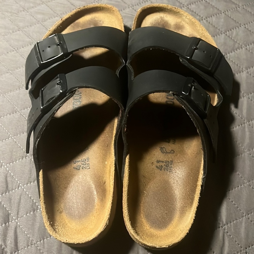 Black Arizona style Birkenstock Womens sandals